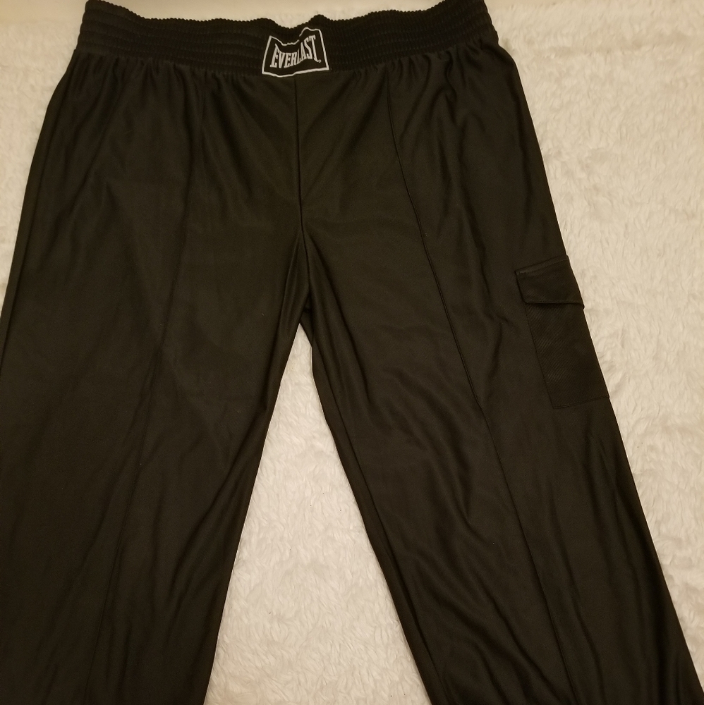 Everlast Women Workout Boxing Capris Pants